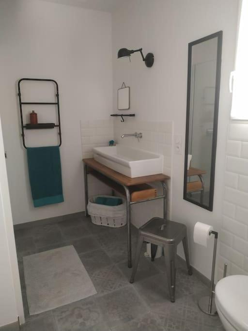 Cosy & Agreable A 5min Du Futuroscope Apartment Saint-Georges-les-Baillargeaux